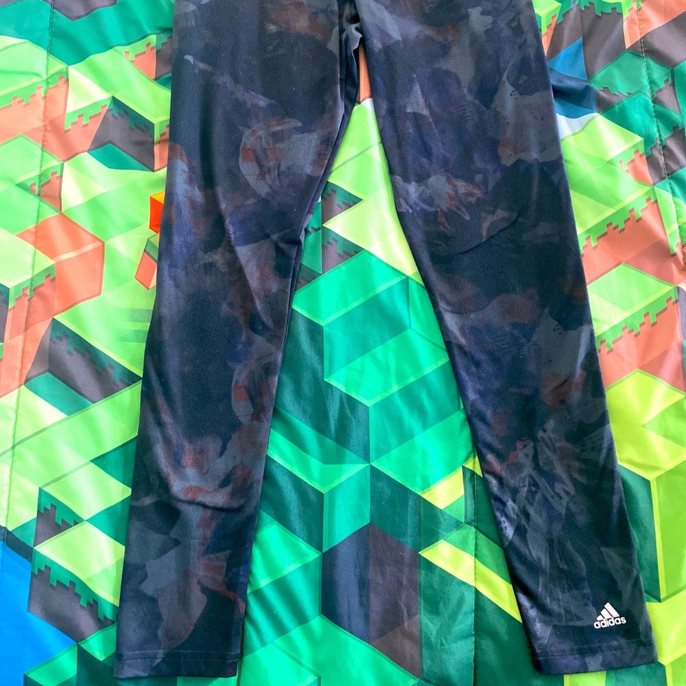 Adidas leggings